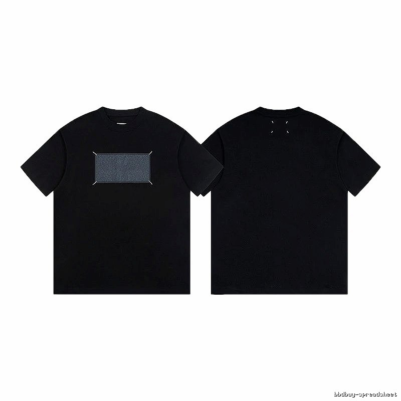 Maison Margiela Stitched Minimalist Style Black Short-sleeve T-shirt