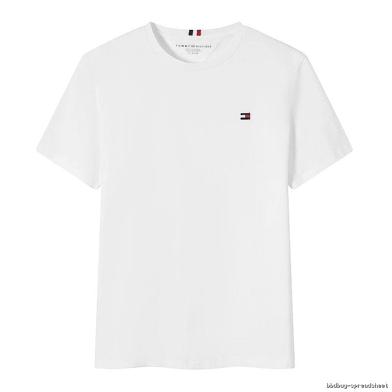 Tommy Hilfiger White Logo T-Shirt Travel Styling