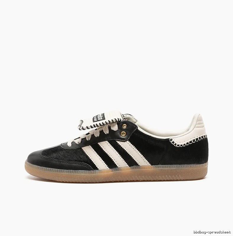 Adidas retro black and white canvas shoes