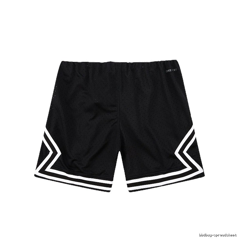 AJ sporty black shorts