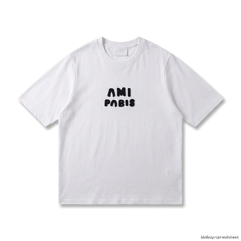AMI Paris minimalist style white T-shirt