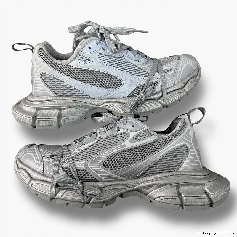 Balenciaga retro silver-gray sneakers