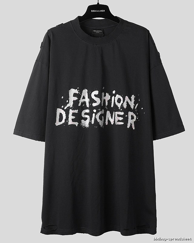 Balenciaga's trendy and cool black T-shirt