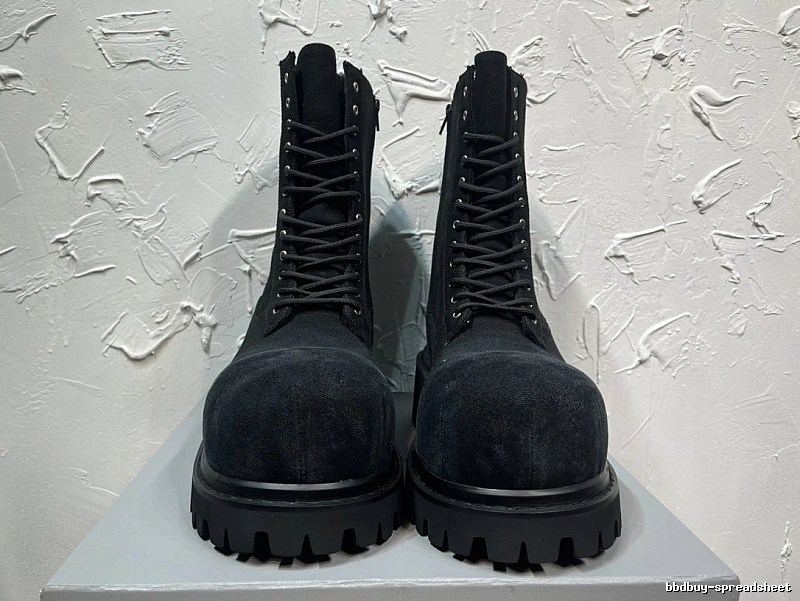 Black Combat Boot with Tall Black Lace-up Boot for Casual Outfits