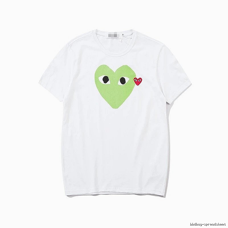 Comme des Garcons PLAY 2023-03 Green Style 2303 Heart Logo T-Shirt Airport Outfit