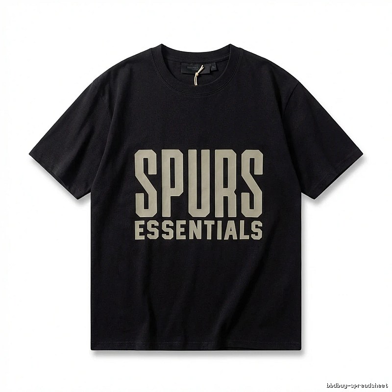 ESSENTIALS minimalist style black T-shirt