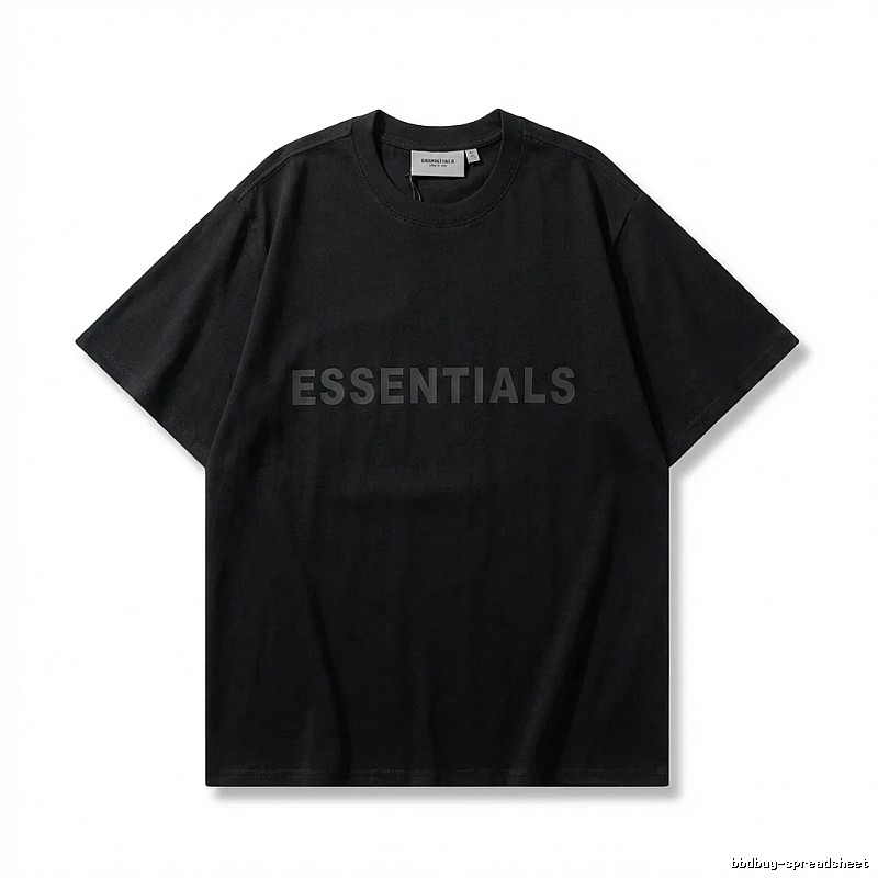 ESSENTIALS minimalist style black T-shirt