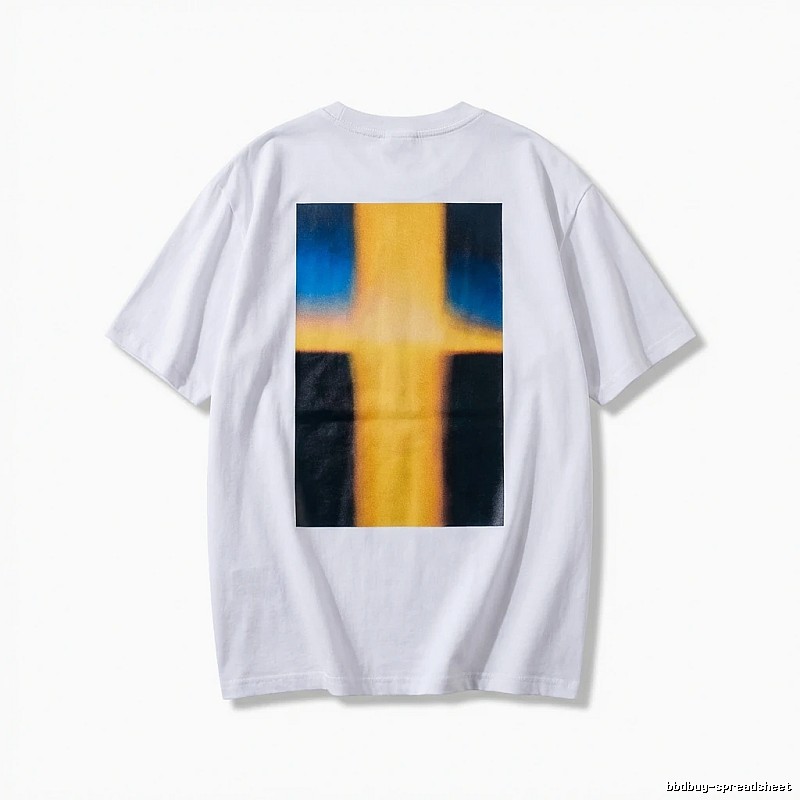 ESSENTIALS minimalist style white T-shirt