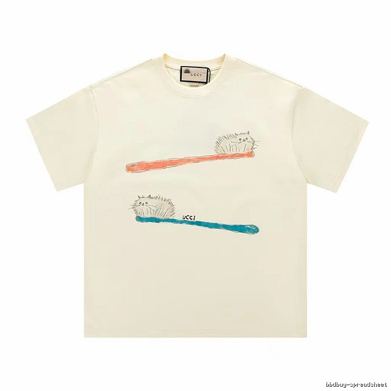 Gucci Hand-painted Cat Vintage Style Off-white T-shirt
