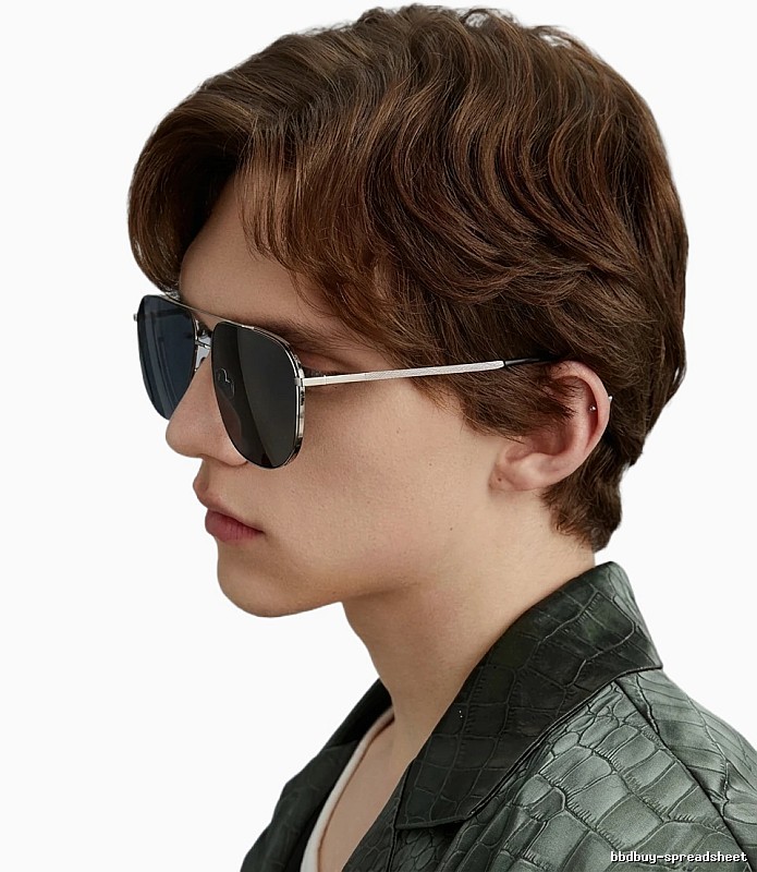 Gucci metal - framed stylish sunglasses