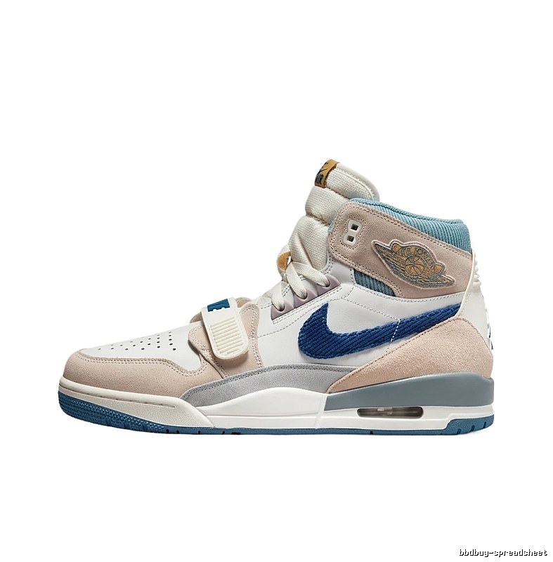Jordan retro blue and white sports shoes