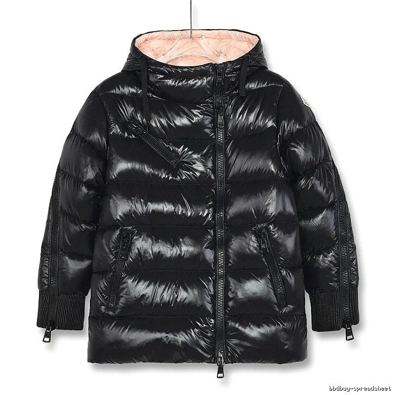 Moncler shiny and stylish black down jacket
