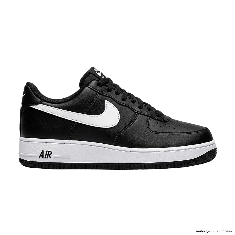 Nike Air Force 1 black and white trendy sneakers