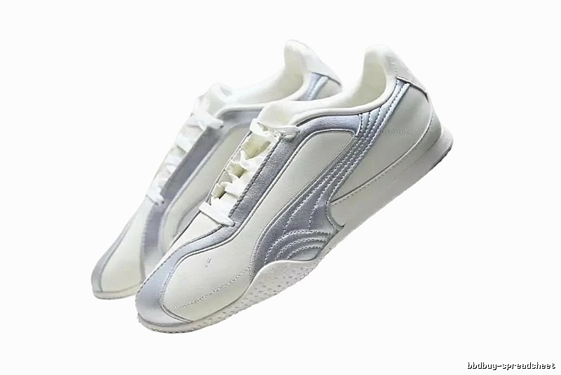 PUMA retro-style grey and white sports shoes