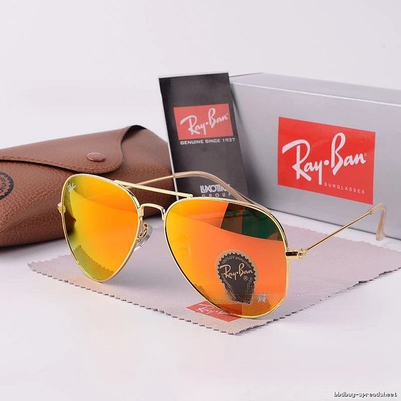 Ray-Ban Daily Aviator sunglasses Gold Tone Sunglasses for City Outfits