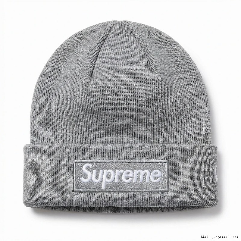 Supreme minimalist style grey hat