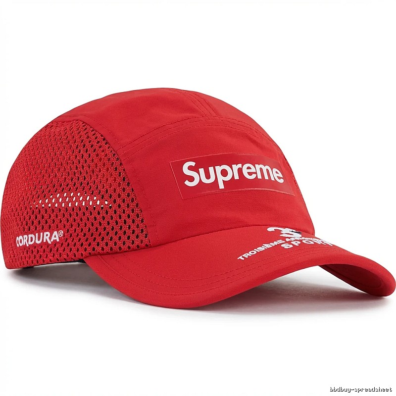 Supreme sporty red cap