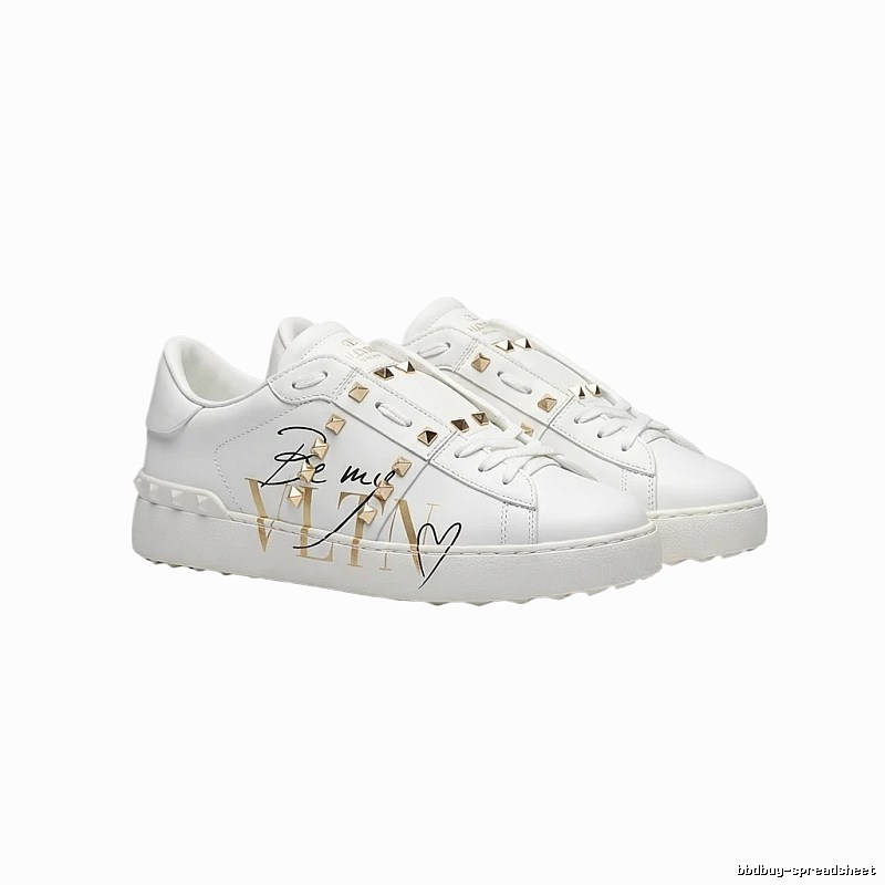Valentino rivet trendy white shoes